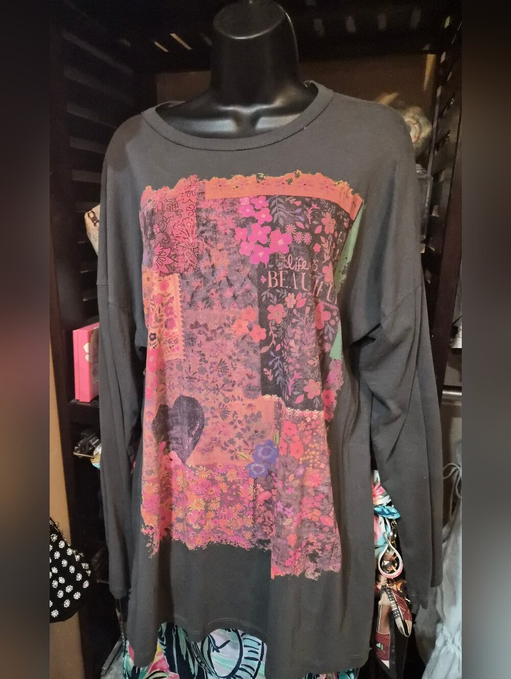 Natural Life Long Sleeve 100% Graphic Boho Tee Size Large Floral